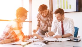 Più ricchezza, meno stress: ecco quanto lavoreremo nel 2040