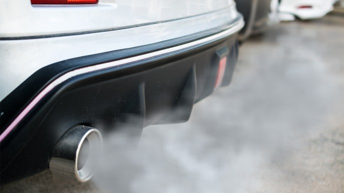 A quanto ammontano le emissioni di CO2 delle auto