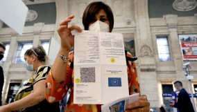 Covid, nuovo Green Pass con la terza dose: quanto durerà