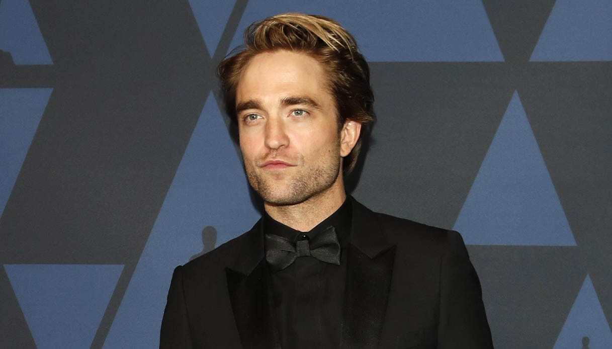 È già “The Batman” mania: ecco il trailer. Al protagonista una cifra “misera”