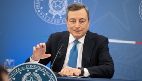 Guerra e gas, Draghi: “Occorre scegliere fra pace e aria condizionata”