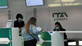 Ita, sconto sui biglietti per alcune categorie: ecco le tratte sociali