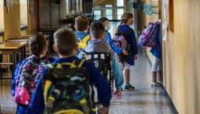 Covid a scuola: nuove regole su quarantena e Dad per infanzia, primaria e secondaria