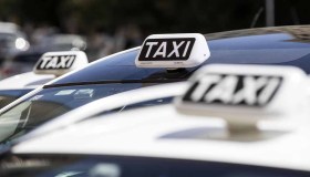 Taxi, cambia tutto: nuove tariffe in arrivo per i passeggeri