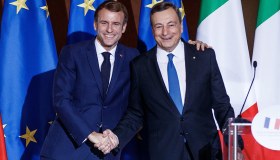 Guerra, Draghi smarca l’Europa dagli Usa e spiazza Biden