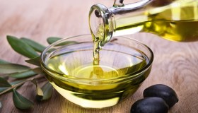 Olio di oliva, ecco i migliori d’Italia: la classifica completa