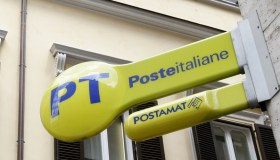 Utenze luce e gas: arriva l’offerta di Poste Italiane. Conviene?