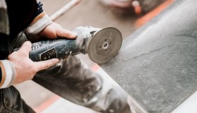 Un’altra multinazionale chiude: le sedi e i lavoratori a rischio in Italia