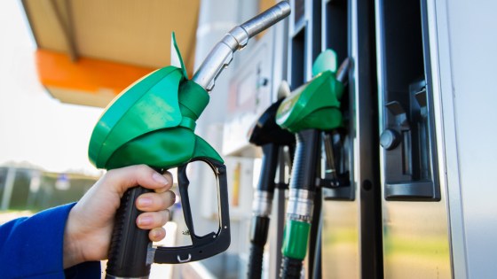 Caro benzina, dove conviene fare rifornimento oggi: i prezzi