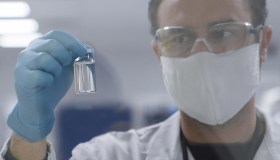 Svolta nella cura dei tumori: decisivi gli anticorpi a doppia azione