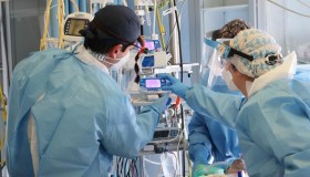 Da lunedì 24 rischio zona rossa in Italia: chi cambia colore