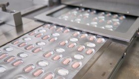 Ecco Paxlovid, la pillola anti-Covid di Pfizer: come funziona e chi la prenderà