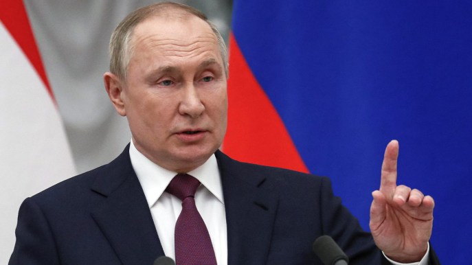 Putin fermo su pagamento in rubli gas. G7 protesta: “E’ inaccettabile”