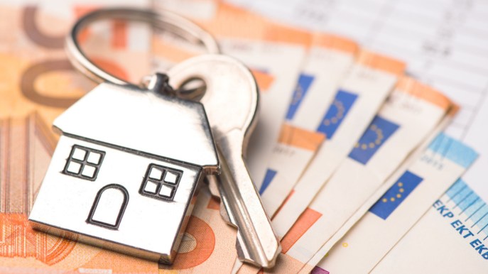 Mutui, stangata sui tassi: di quanto aumenta la rata