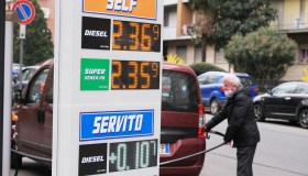 Cingolani ora vuole l'”accisa mobile” sul carburante: ecco cos’è