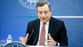 Nuovo decreto Covid, via le restrizioni ma con tempi diversi: cosa cambia