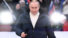 Putin e il giaccone da 12 mila euro italiano, scoppia la polemica