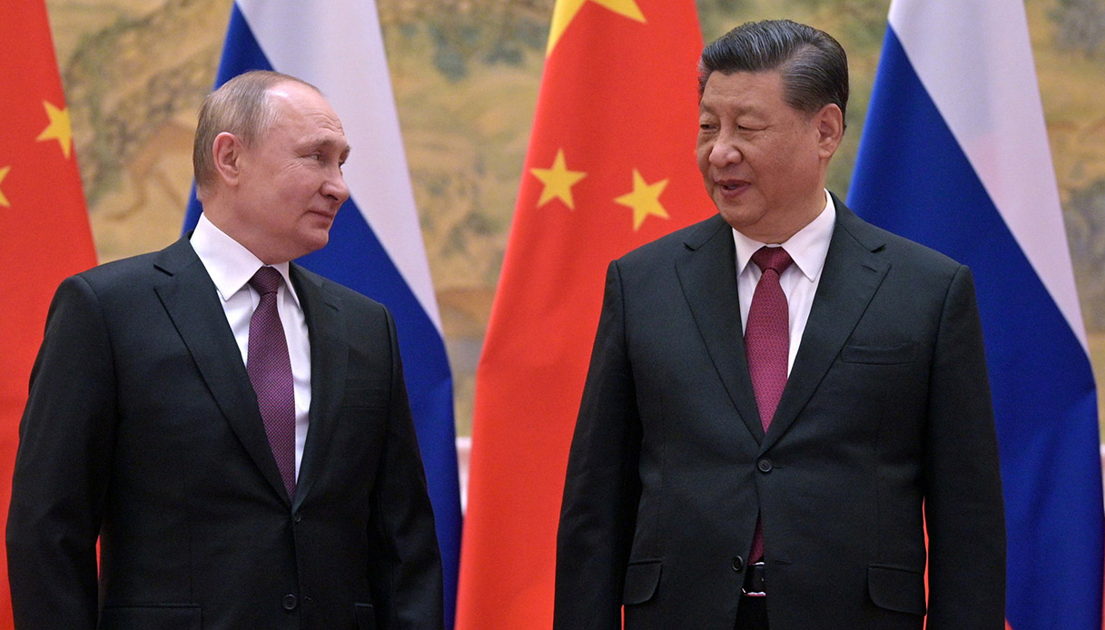 China e Índia estão com Putin.  Nasceu a moeda antidólar?