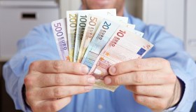 In pensione a 40 anni, il metodo FIRE spopola tra i giovani