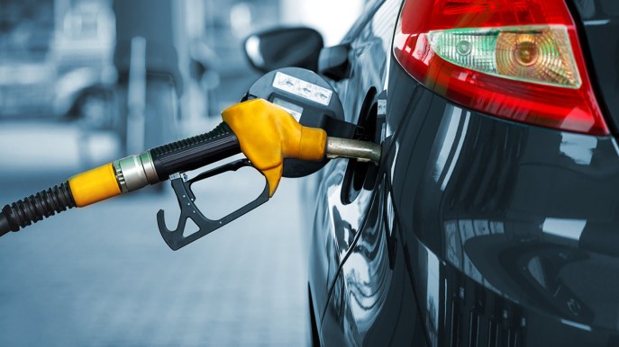 Stop benzina-diesel 2035, torna tutto in gioco. Ecco perché