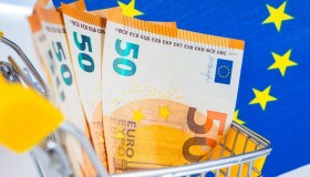 Dopo il rublo, sta crollando l’euro: i risparmi sono a rischio?
