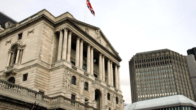 Bank of England alza i tassi all’1,25%. Vede l’inflazione all’11%