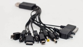 Caricabatterie universale, c’è l’accordo: ok a porta USB-C per tutti dispositivi mobili