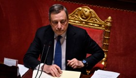 La guerra del gas fa tremare l’Italia di Draghi: tetto sul prezzo e razionamenti in arrivo?