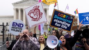 Abolito l’aborto negli Usa: cos’è la sentenza Roe vs Wade e le conseguenze