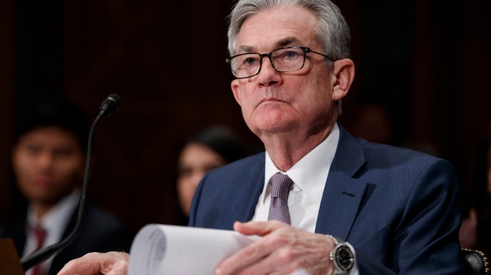 Powell, Fed determinata a far calare l’inflazione