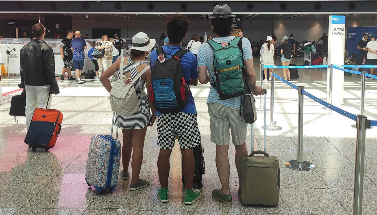 Ancora scioperi degli aerei fino ad agosto: chi si ferma e quando