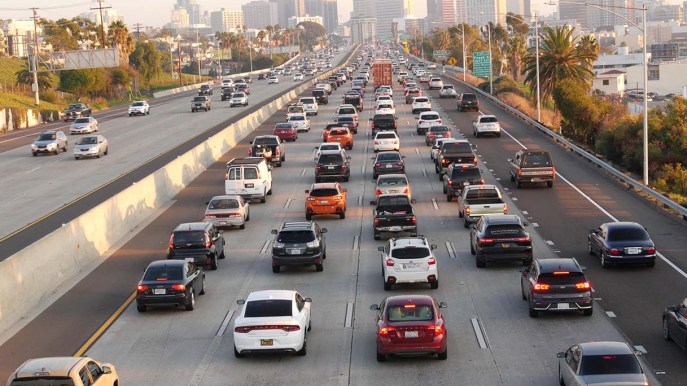 Rivoluzione in California: stop alla vendita di auto a benzina dal 2035