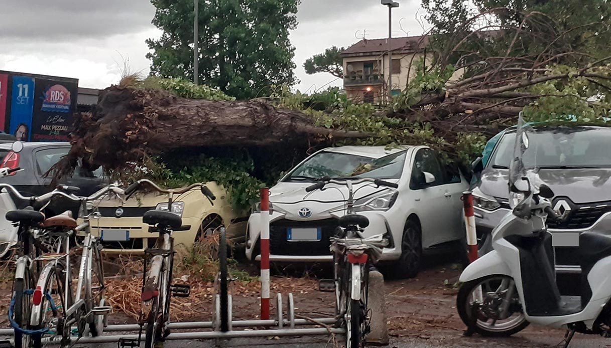 Vittime e danni per il maltempo, allerta arancione per una città