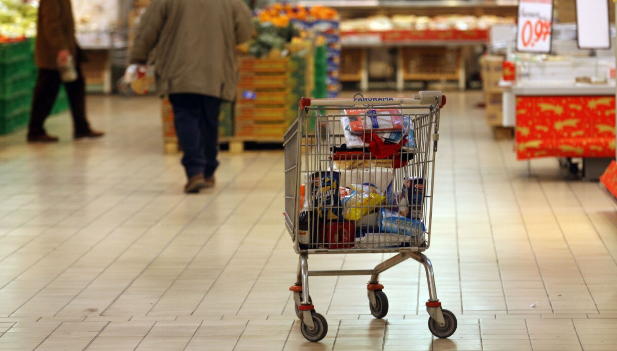 Preços, inflação recorde fica perto de 9%: aumente o carrinho de compras