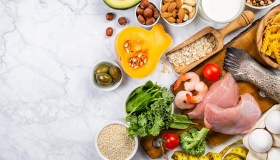 Cibo più sostenibile per tutti: la dieta mediterranea diventa “planeterranea”