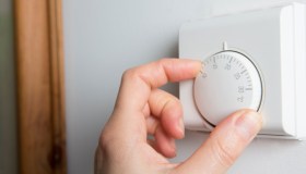 Il riscaldamento si accenderà dopo: Italia divisa in 6 zone, le date