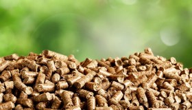 Riscaldamenti alternativi: al posto del legno arriva il pellet di canapa
