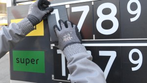 Benzina, nuovi rialzi sul prezzo dei carburanti: vola il diesel