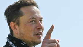Elon Musk caccia 4 top manager da Twitter