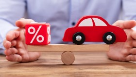 Auto, non solo elettrico. Governo pensa a incentivi per benzina e diesel