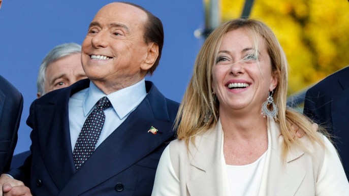 Governo, Meloni pronta a smarcarsi da Berlusconi: ecco come