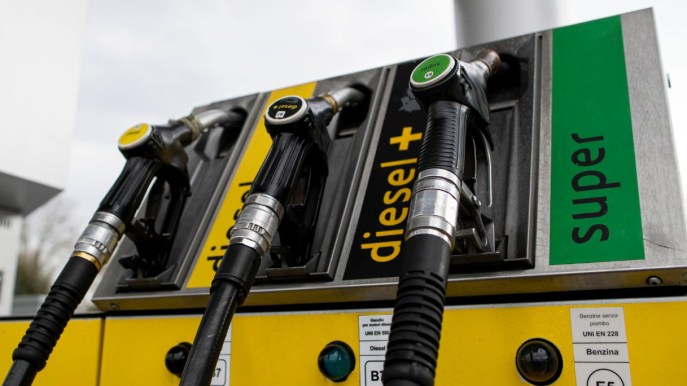 Benzina e diesel, nuova stangata dal 1° dicembre