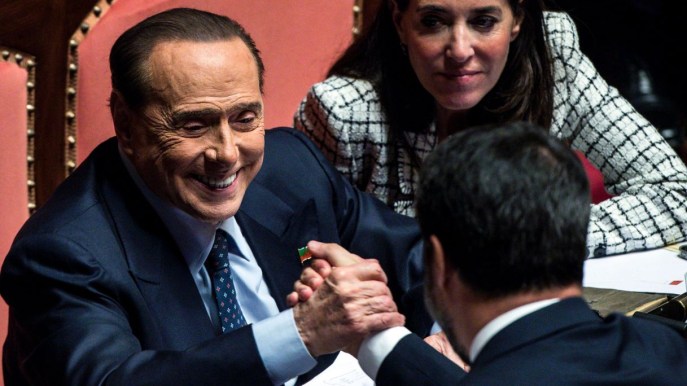 Forza Italia in “crisi”, l’aiuto economico arriva dai Berlusconi
