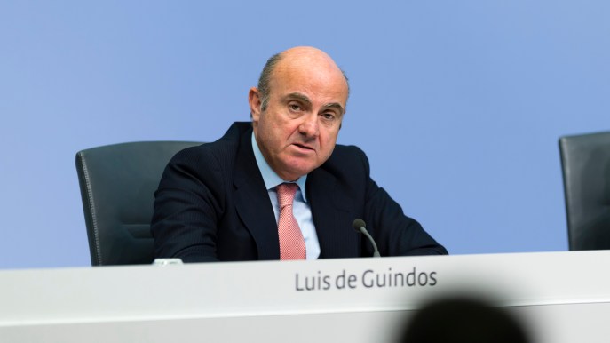 Rialzo tassi, de Guindos (BCE): “clima incerto, obiettivo riportare inflazione al 2%”
