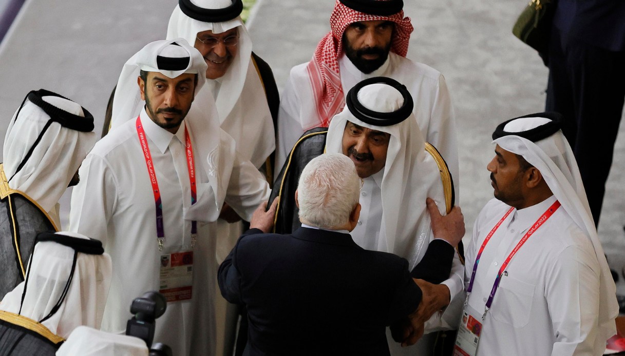 Lusso, hotel e perfino un ospedale: gli affari del Qatar in Italia