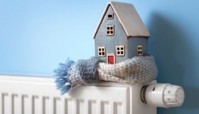 Termosifoni sempre accesi al minimo o più alti in alcune ore? Ecco la regola d’oro