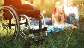 Figli disabili, dal 1° febbraio il bonus fino a 500 euro per i genitori disoccupati