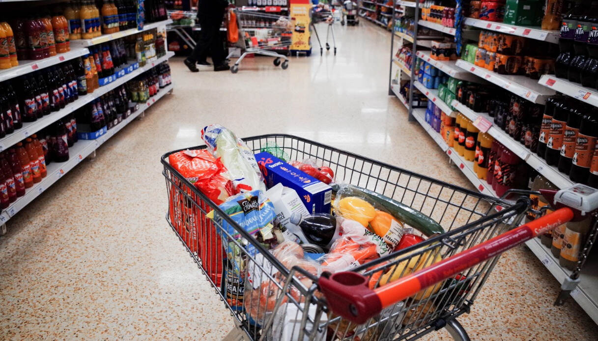 L’inflazione affossa ancora le famiglie: livelli record da 40 anni