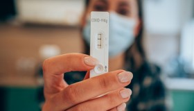 Il Covid al lavoro non dà diritto alla malattia: va gestito come infortunio