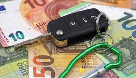 Quanto costa mantenere un’auto ogni anno: le cifre record